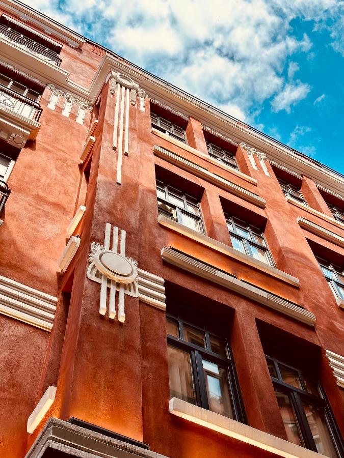 RUZ Hotels Istanboel Buitenkant foto The building's facade